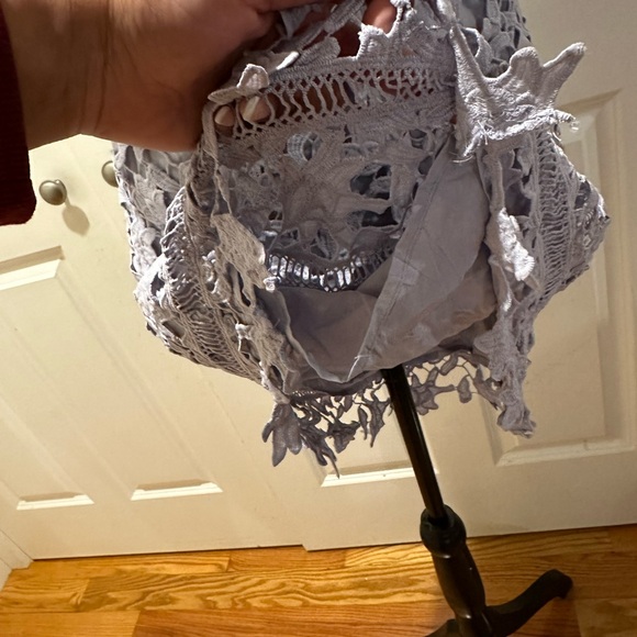 ASTR Lavender lace dress - Picture 5 of 10